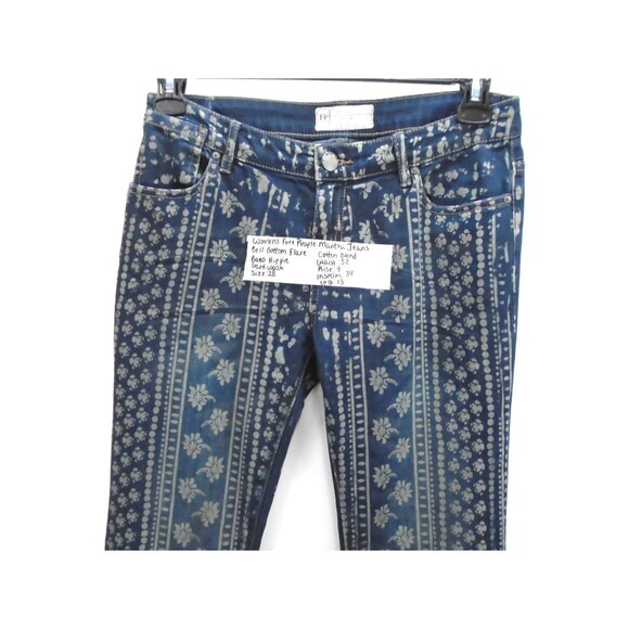 FREE PEOPLE MANTRA Bali Pattern Womens Size 28 (32x34) BELL BOTTON Flare Jeans - Picture 2 of 11